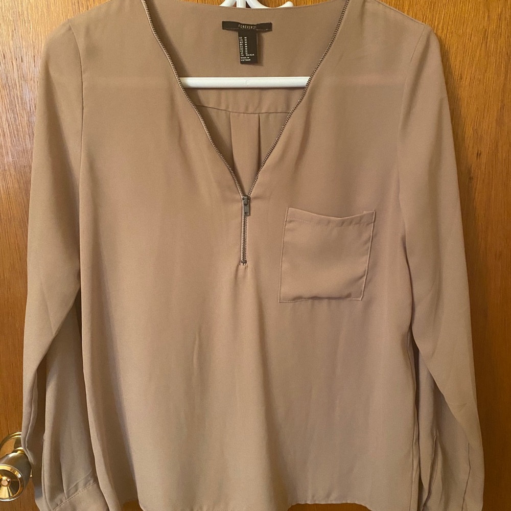 Forever 21 zip up blouse